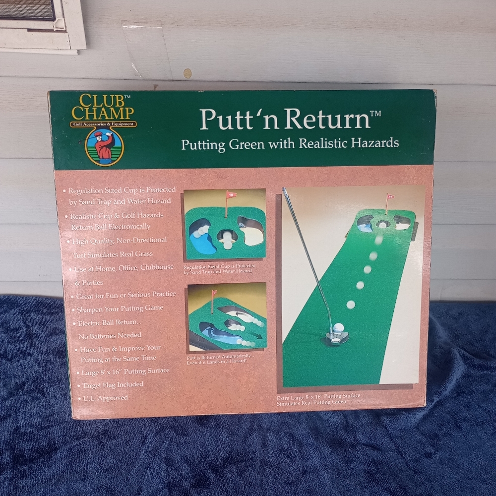 Club Champ Golf Putt'n Hazard Putting Green with Electric Ball Return